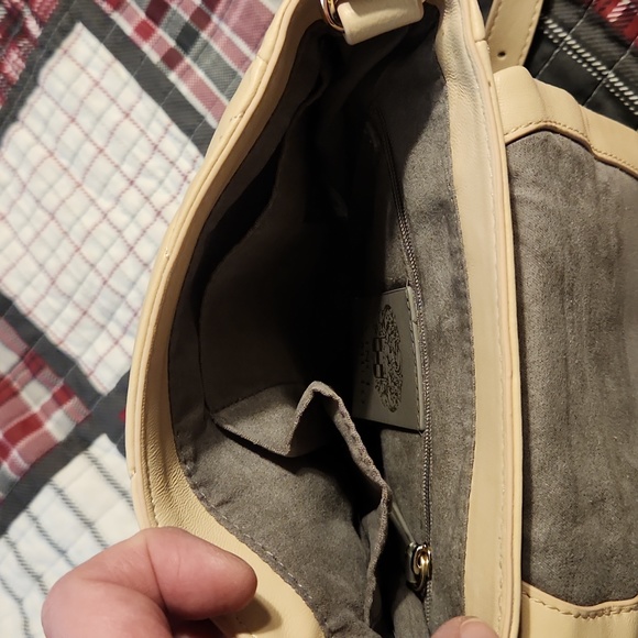 Leather cross body bag - Picture 7 of 9